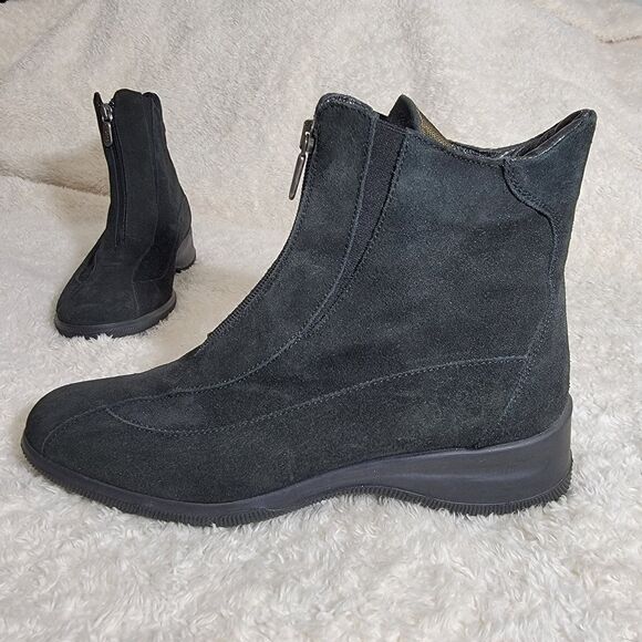 Aquatalia Front Zip Weatherproof Suede Ankle Boot Leather Made In Italy Sz 8.5 - Picture 1 of 16